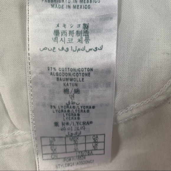 NWOT Guess Womens Shorts Aztec Print Raw Edge Sz30 - Picture 4 of 5